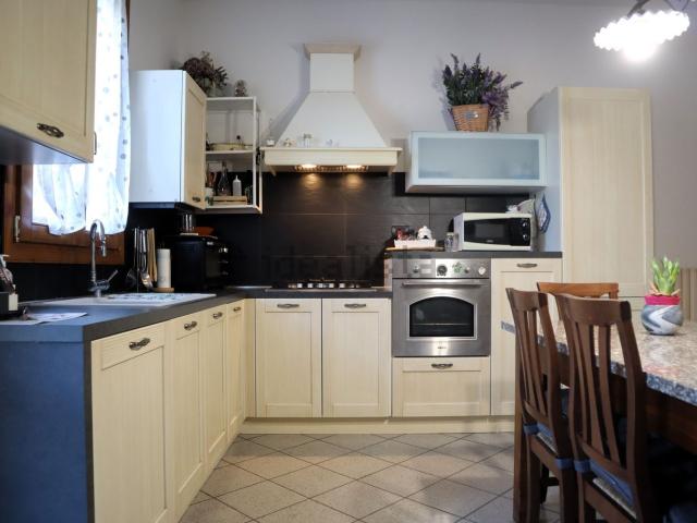 Villetta indipendente in vendita di 281 m² in Via bartoloni, 99