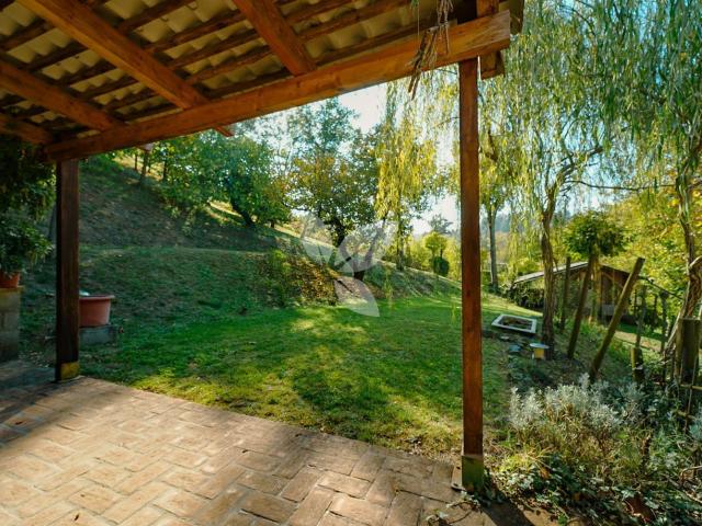Villetta indipendente in vendita di 281 m² in Via Pozzo