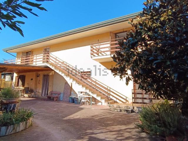Villetta indipendente in vendita di 281 m² in Via Pezze d&apos Ischia, 36