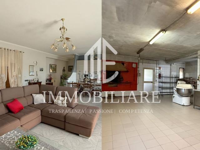 Villetta indipendente in vendita di 281 m² in Via Vallone, 1