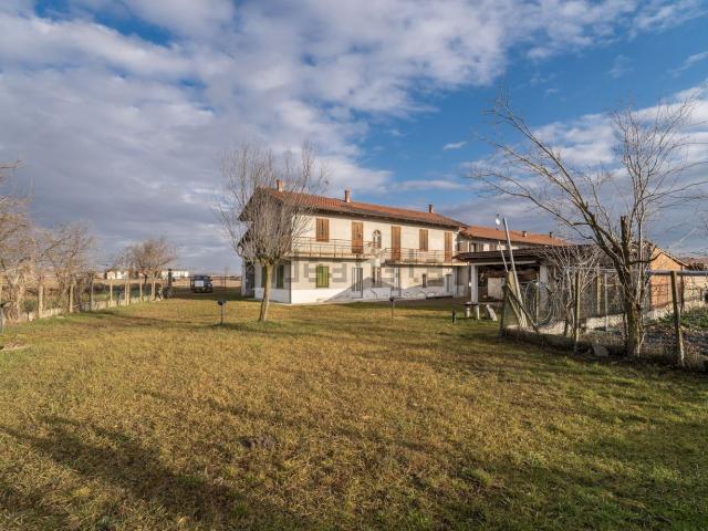 Villetta indipendente in vendita di 282 m² in Via Malora, 16