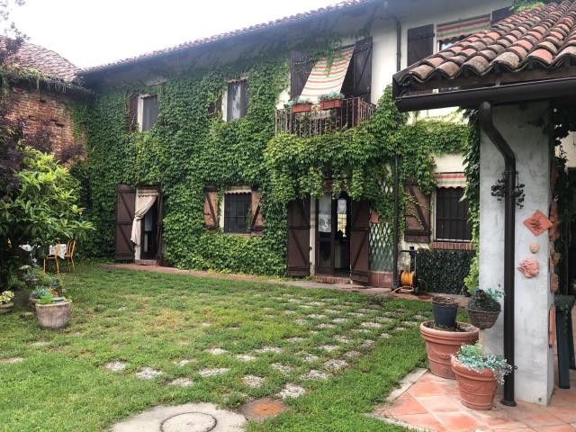 Villetta indipendente in vendita di 282 m² in Via Serra, 121