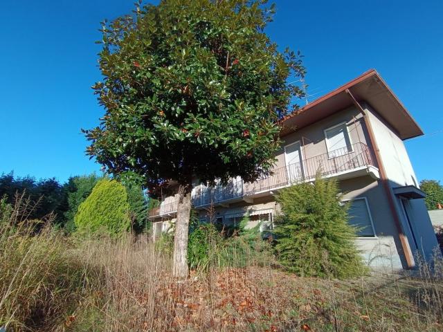 Villetta indipendente in vendita di 282 m² in Via Repossi Antonio, 52