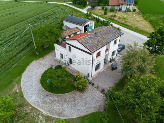 Villetta indipendente in vendita di 283 m² in Via Argine Cagnetto, 41
