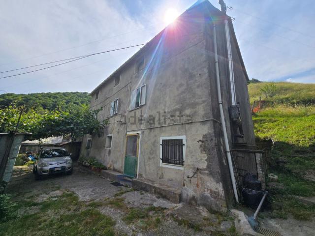 Villetta indipendente in vendita di 284 m² in Via Fado, 29