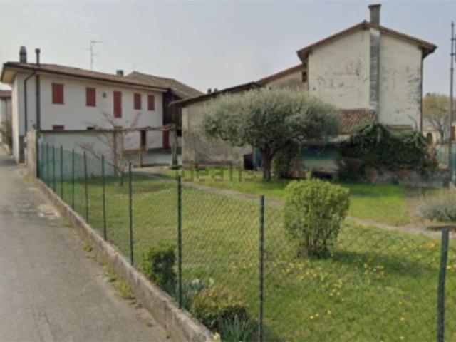 Villetta indipendente in vendita di 284 m² in Via Fiume, 2