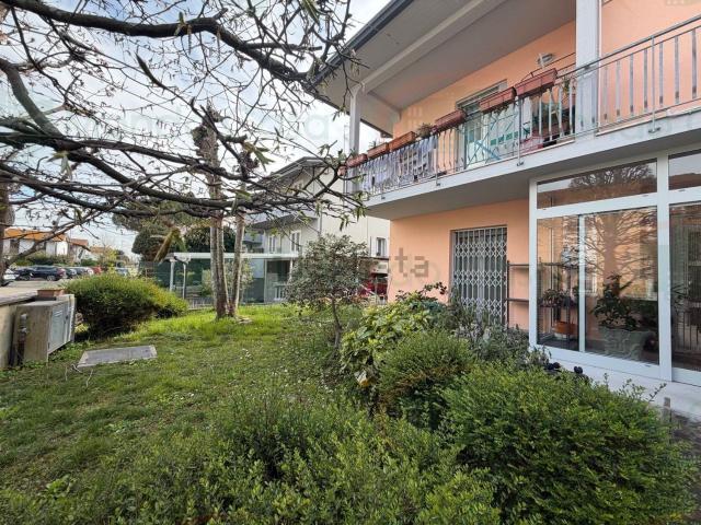 Villetta indipendente in vendita di 285 m² in Via Canalazzo