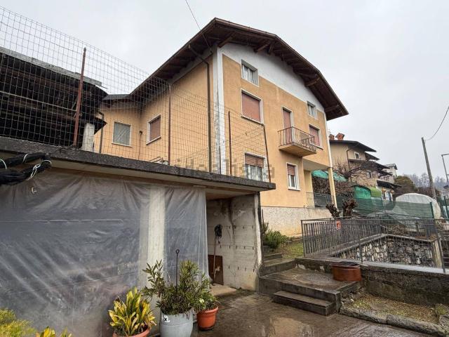 Villetta indipendente in vendita di 285 m² in Via Giulio Marco Bordogni