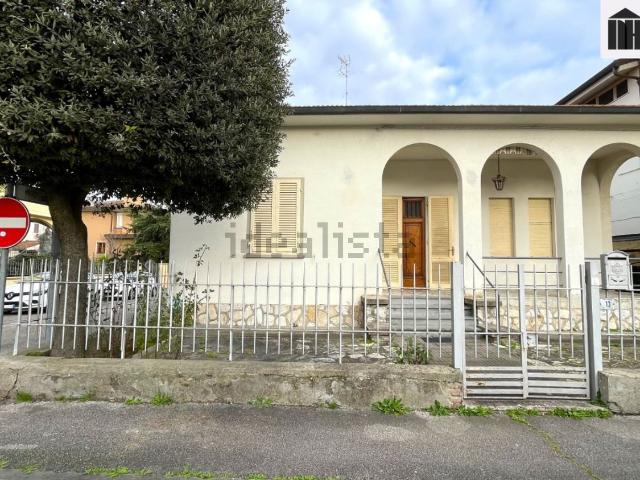Villetta indipendente in vendita di 285 m² in Via Spartaco Lavagnini