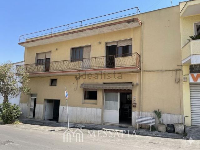Villetta indipendente in vendita di 285 m² in Via Ripamonti, 72