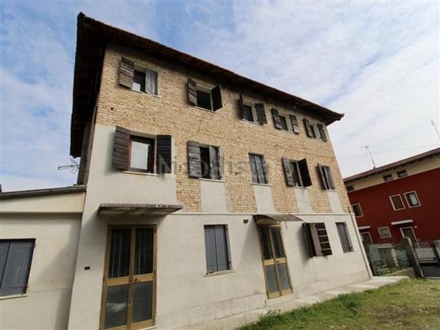 Villetta indipendente in vendita di 285 m² in Via Vallenoncello