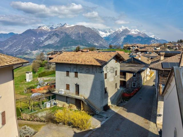 Villetta indipendente in vendita di 286 m² in Località Lundo