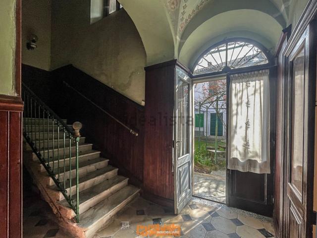 Villetta indipendente in vendita di 287 m² in Via Luigi Verde, 7