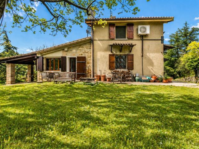 Villetta indipendente in vendita di 287 m² in Via Maiola, 2379