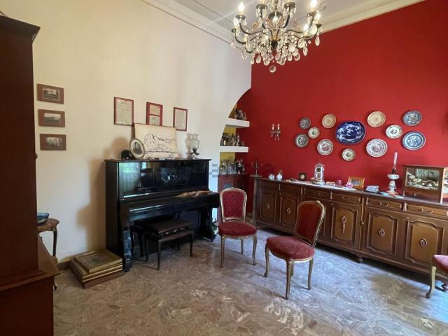 Villetta indipendente in vendita di 287 m² in Corso Italia, 42