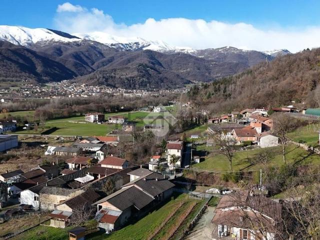 Villetta indipendente in vendita di 288 m² in Via Momborgo, 20