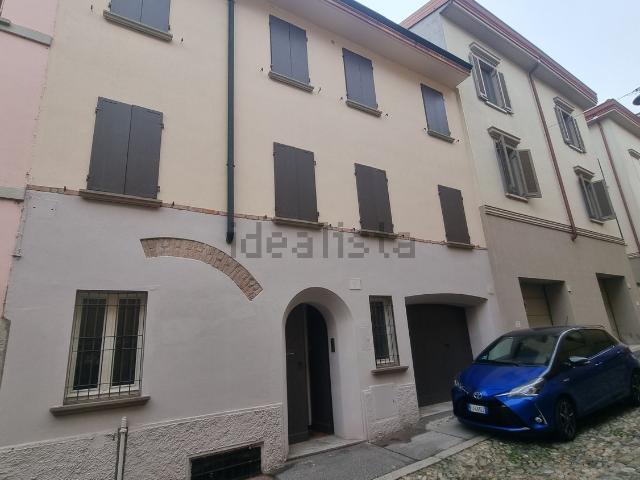 Villetta indipendente in vendita di 289 m² in Via Pettinari, 3