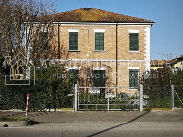 Villetta indipendente in vendita di 290 m²