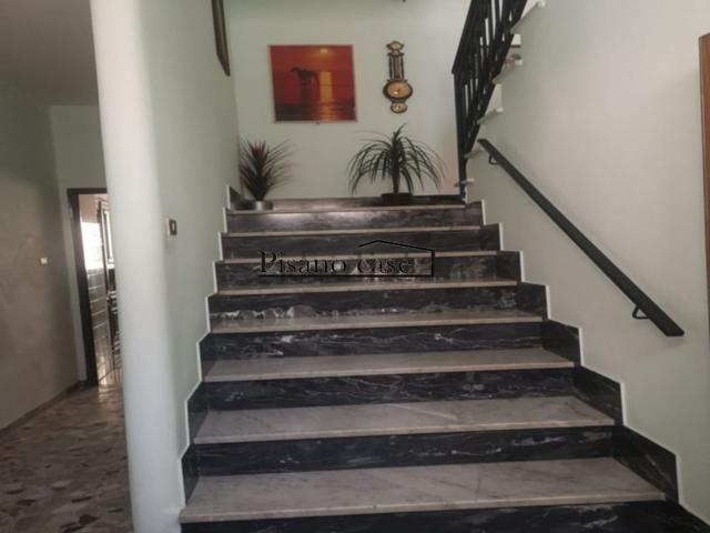 Villetta indipendente in vendita di 290 m² in Via America