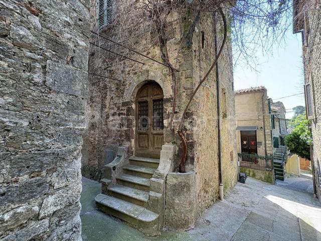 Villetta indipendente in vendita di 290 m² in Via Giuseppe Mazzini