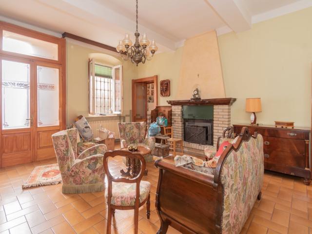 Villetta indipendente in vendita di 290 m² in Via Giovanni Villa, 17