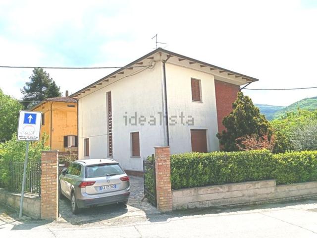 Villetta indipendente in vendita di 290 m² in Via Don Bramante Ligi