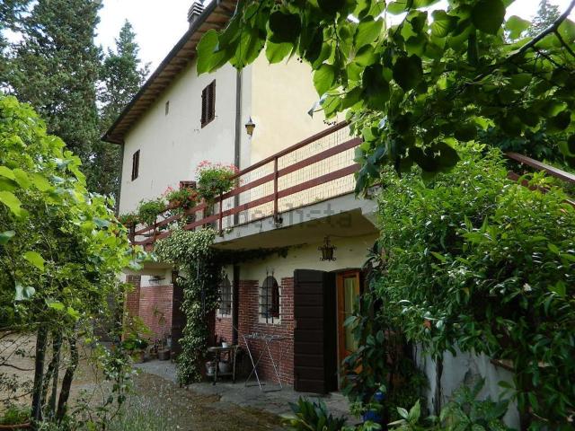 Villetta indipendente in vendita di 290 m² in Via Lungagnana