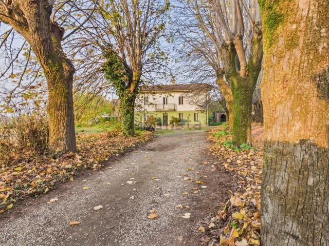 Villetta indipendente in vendita di 290 m² in Via Matteotti, 1