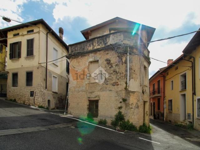 Villetta indipendente in vendita di 290 m² in Via Santa Margherita