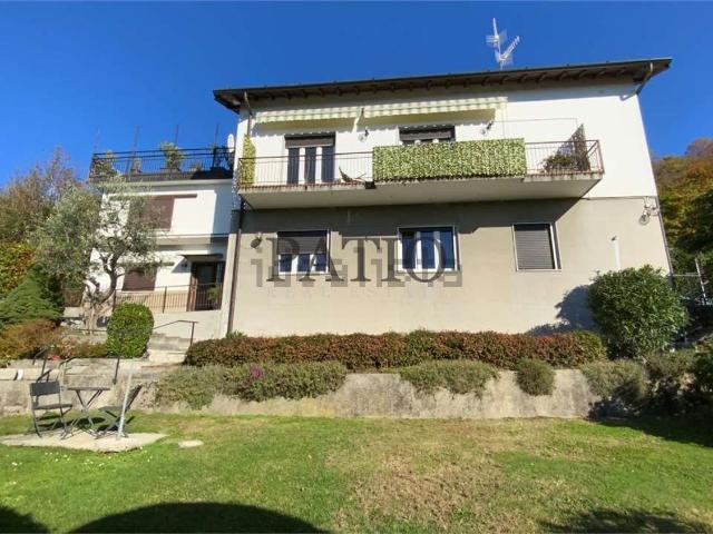 Villetta indipendente in vendita di 290 m² in Via per Brunate, 49