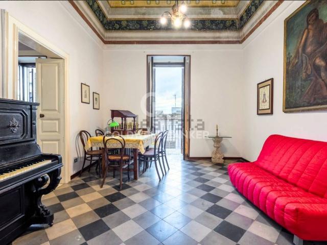 Villetta indipendente in vendita di 290 m² in Via Roma
