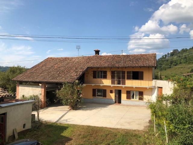 Villetta indipendente in vendita di 290 m² in Frazione Viaiano