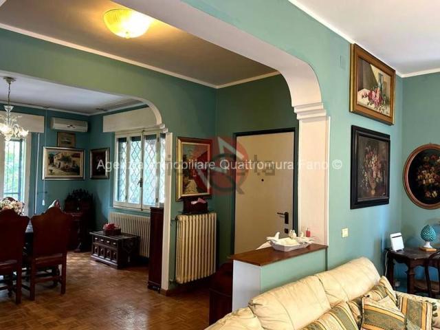 Villetta indipendente in vendita di 291 m² in Via Magini