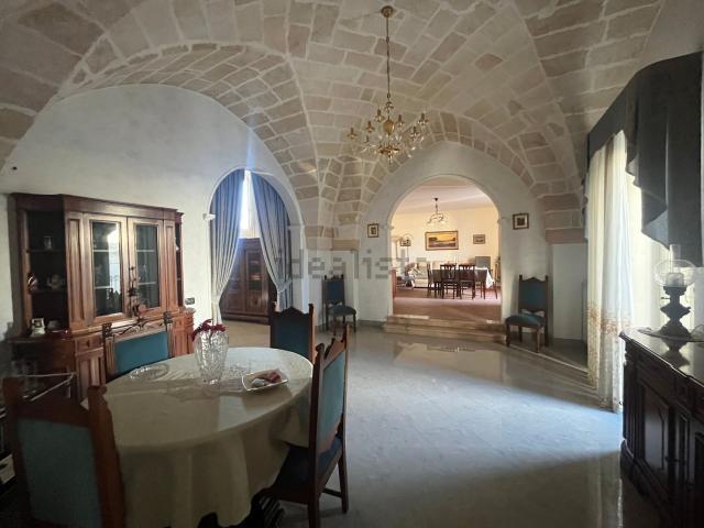 Villetta indipendente in vendita di 291 m² in Via Santa Filomena, 50