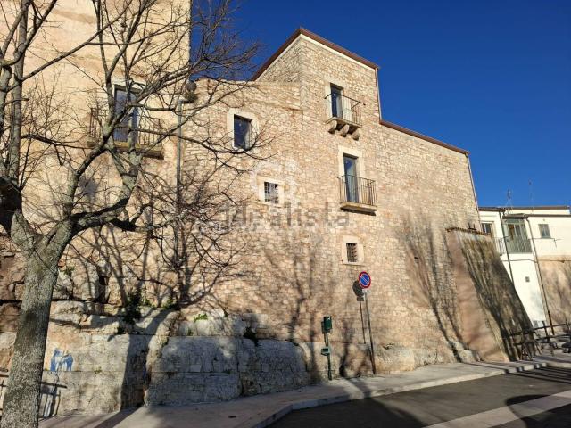 Villetta indipendente in vendita di 293 m² in Via Belvedere