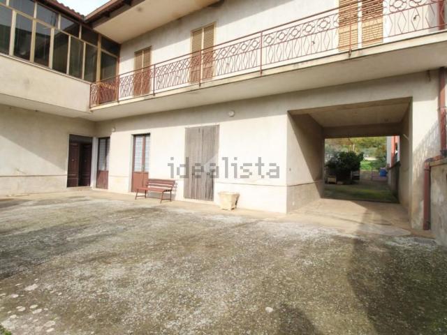 Villetta indipendente in vendita di 293 m² in Via Grottole, 2