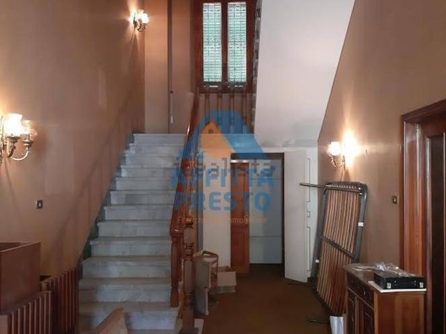 Villetta indipendente in vendita di 294 m²