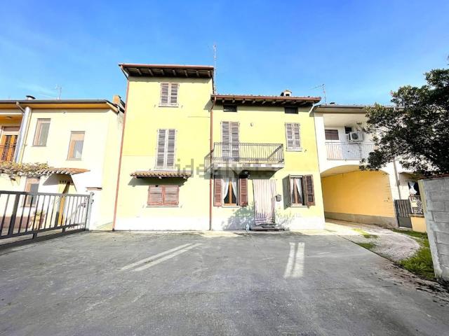 Villetta indipendente in vendita di 294 m² in Via Dante Alighieri, 20