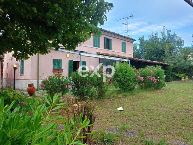Villetta indipendente in vendita di 294 m² in Via San Filippo, 25