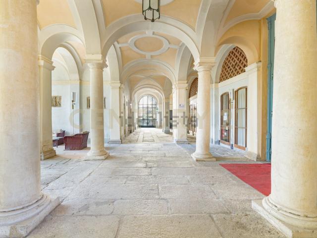 Villetta indipendente in vendita di 2956 m² in Via Oscasali, 3