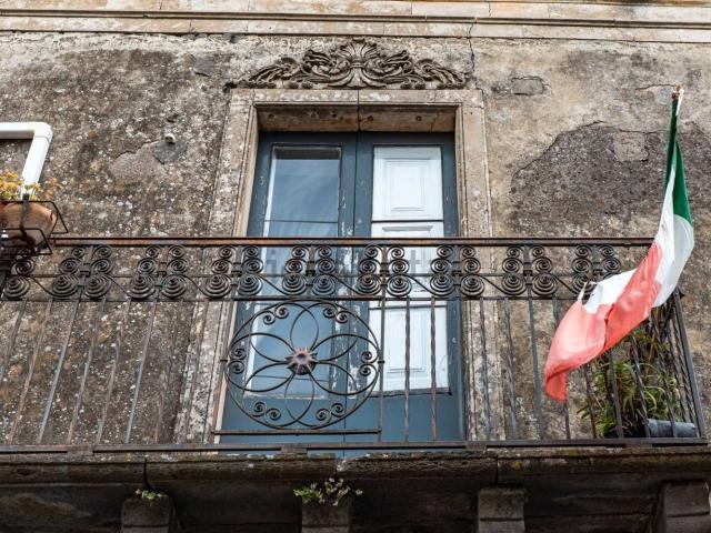 Villetta indipendente in vendita di 295 m² in Via Capuana, 24