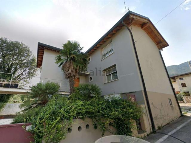 Villetta indipendente in vendita di 296 m² in Via Vallone, 29