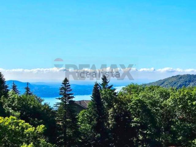 Villetta indipendente in vendita di 296 m² in Via Vittorio Emanuele