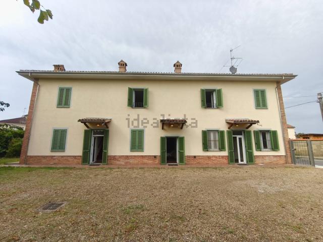 Villetta indipendente in vendita di 297 m² in Via Novi, 5