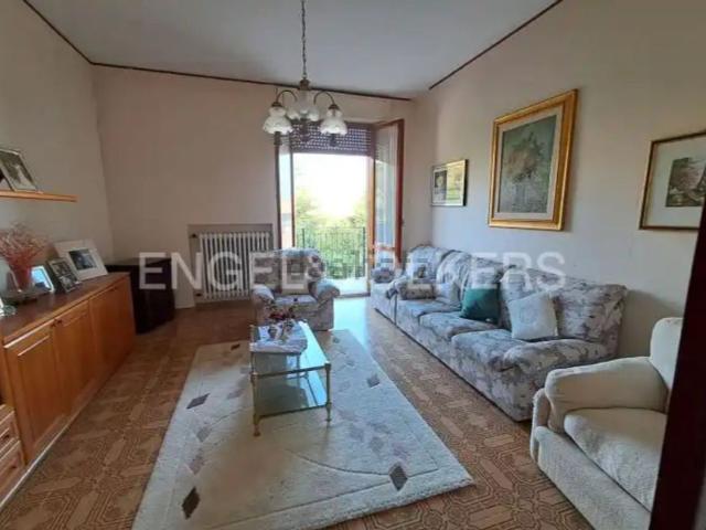 Villetta indipendente in vendita di 297 m² in Via Redipuglia