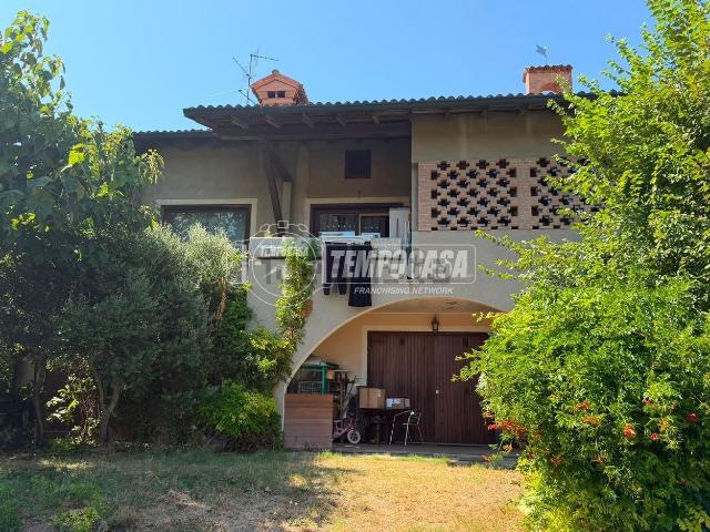 Villetta indipendente in vendita di 298 m² in Via Scaldasole, 17
