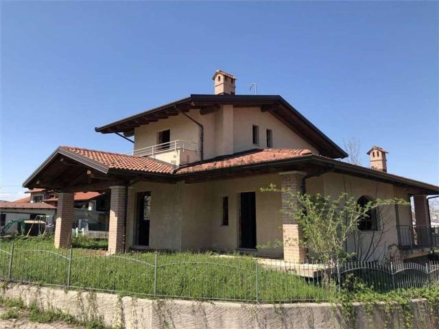 Villetta indipendente in vendita di 298 m² in Via Provvidenza, 15