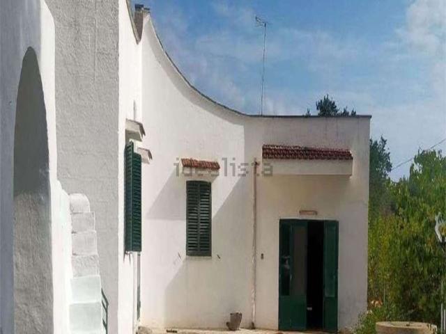 Villetta indipendente in vendita di 298 m² in Contrada Rosara