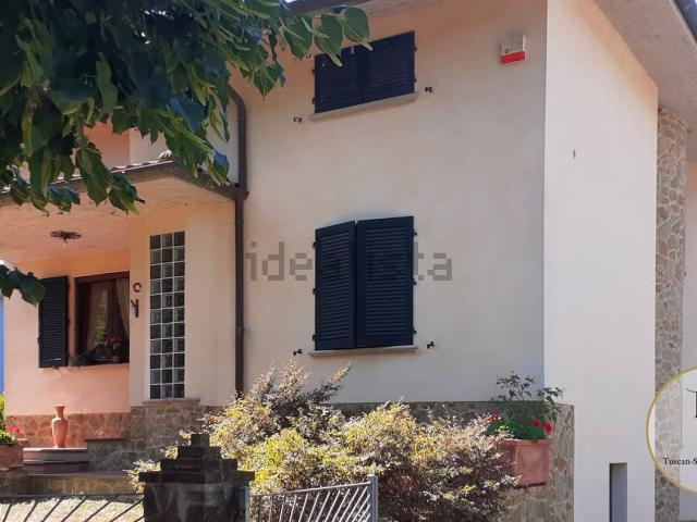 Villetta indipendente in vendita di 300 m²