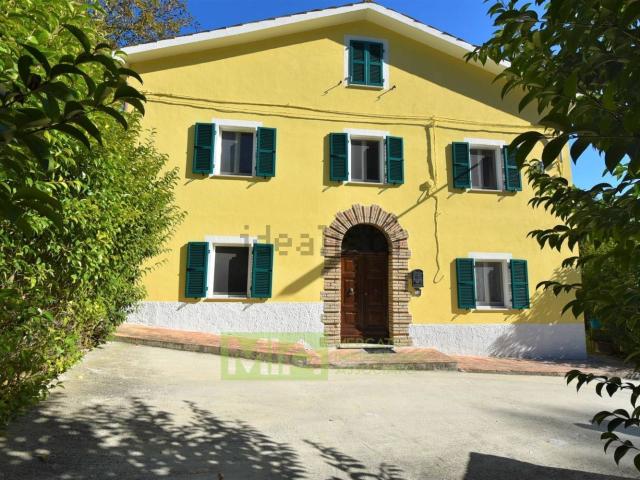 Villetta indipendente in vendita di 300 m²